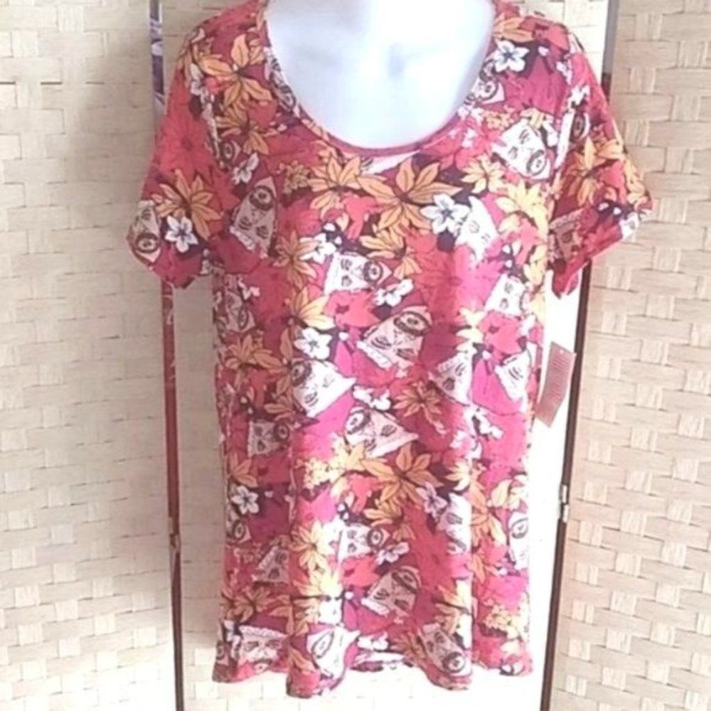 Womens LuLaRoe Christmas Classic T Size M